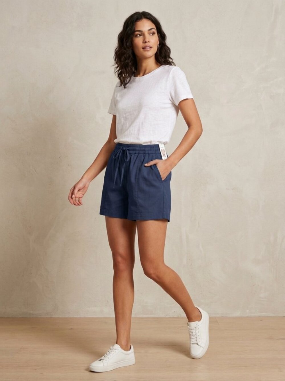 BCBG navy blue shorts - Small
